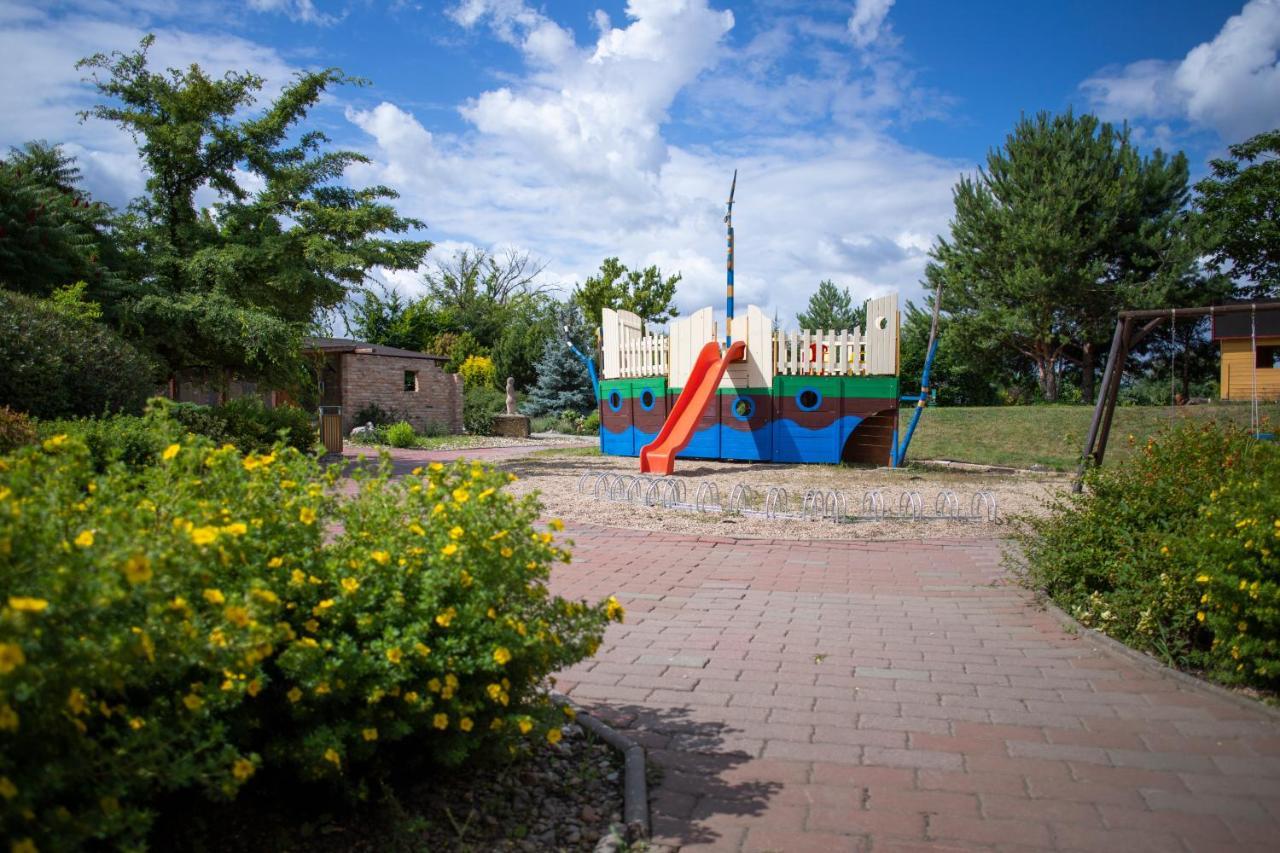 Amenity Penzion הורני וסטוניצה מראה חיצוני תמונה